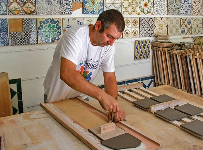 Portuguese Artisan making tiles in Azeitão